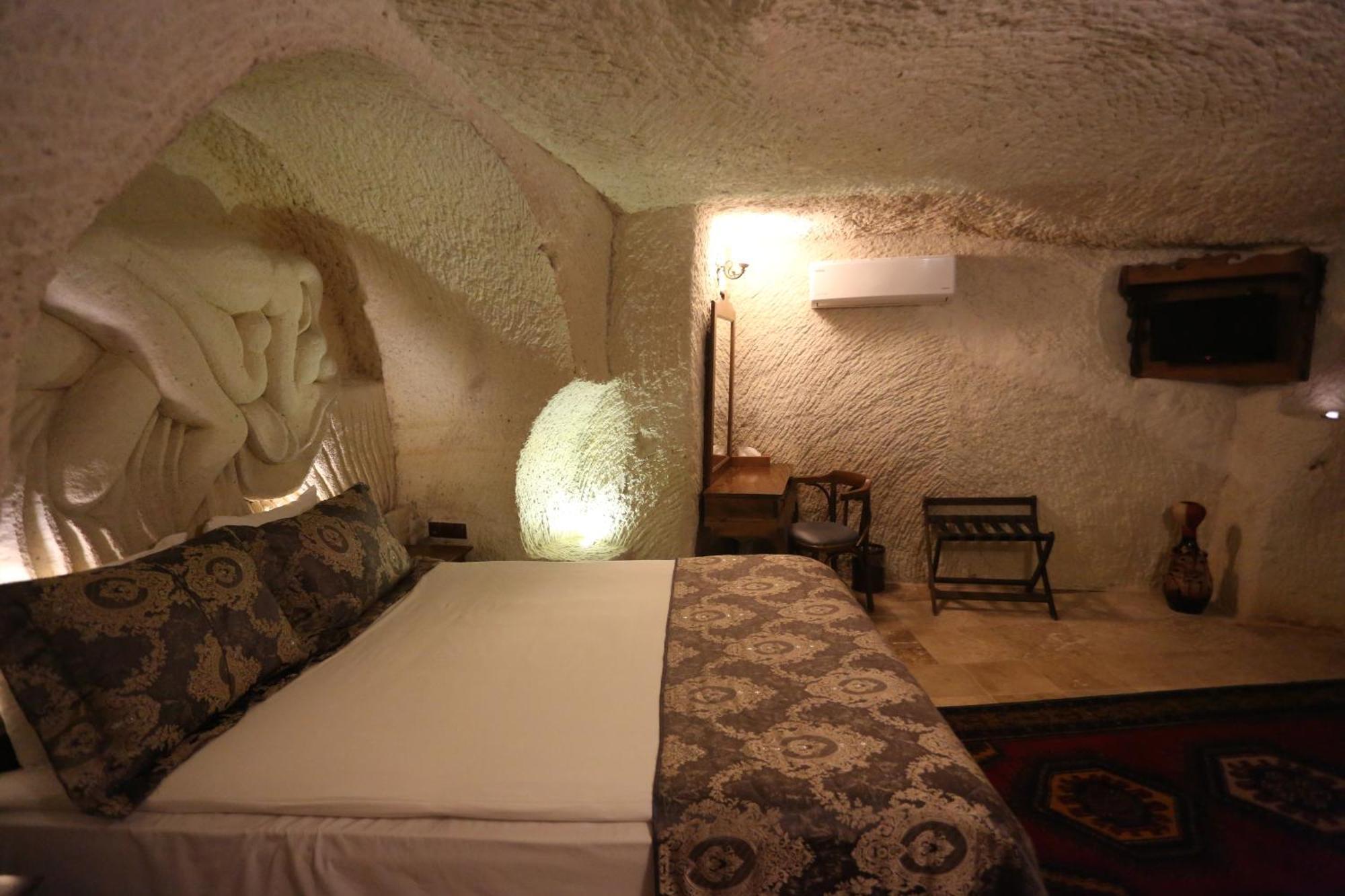 Phocas Cave Suites Göreme Exteriör bild